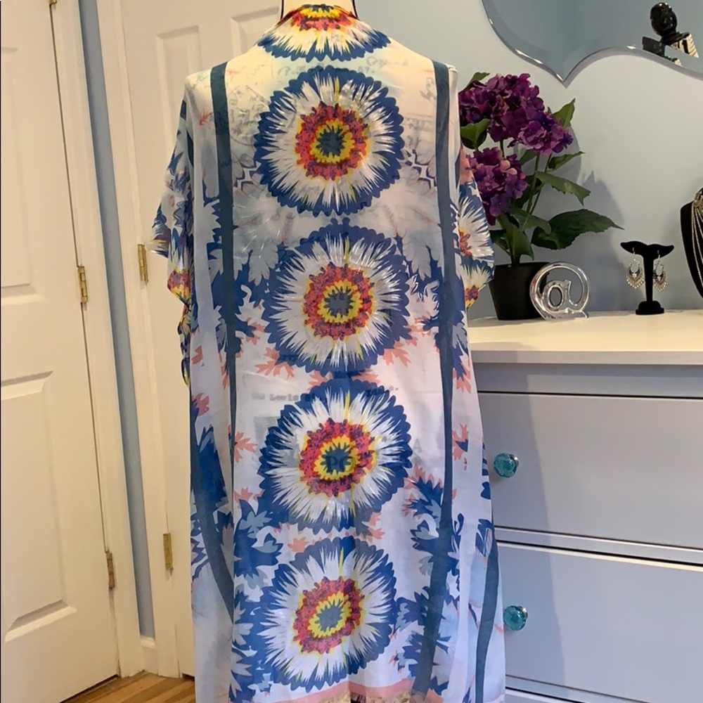 CLEARANCE! Anna Sheer Floral Print Kimono Cover Up NEW! - Picture 5 of 7